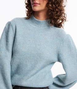 Suéter em Tricô com Manga Leve Bufante e Detalhe Fio Metalizado