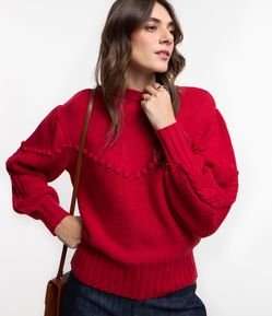 Suéter em Tricô com Textura de Bolinhas