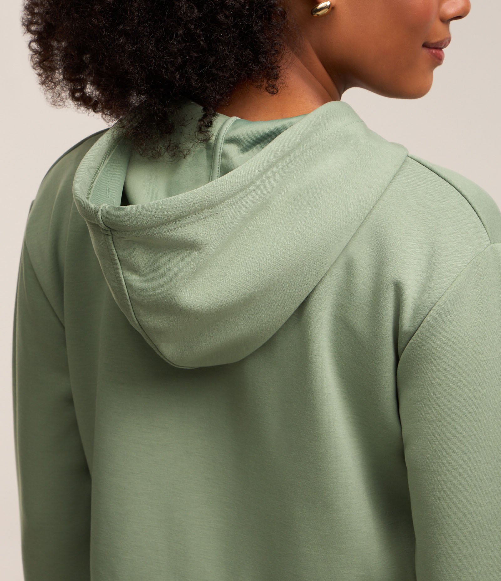 Blusa em Moletom com Capuz Ajustável e Abertura por Zíper Verde 4