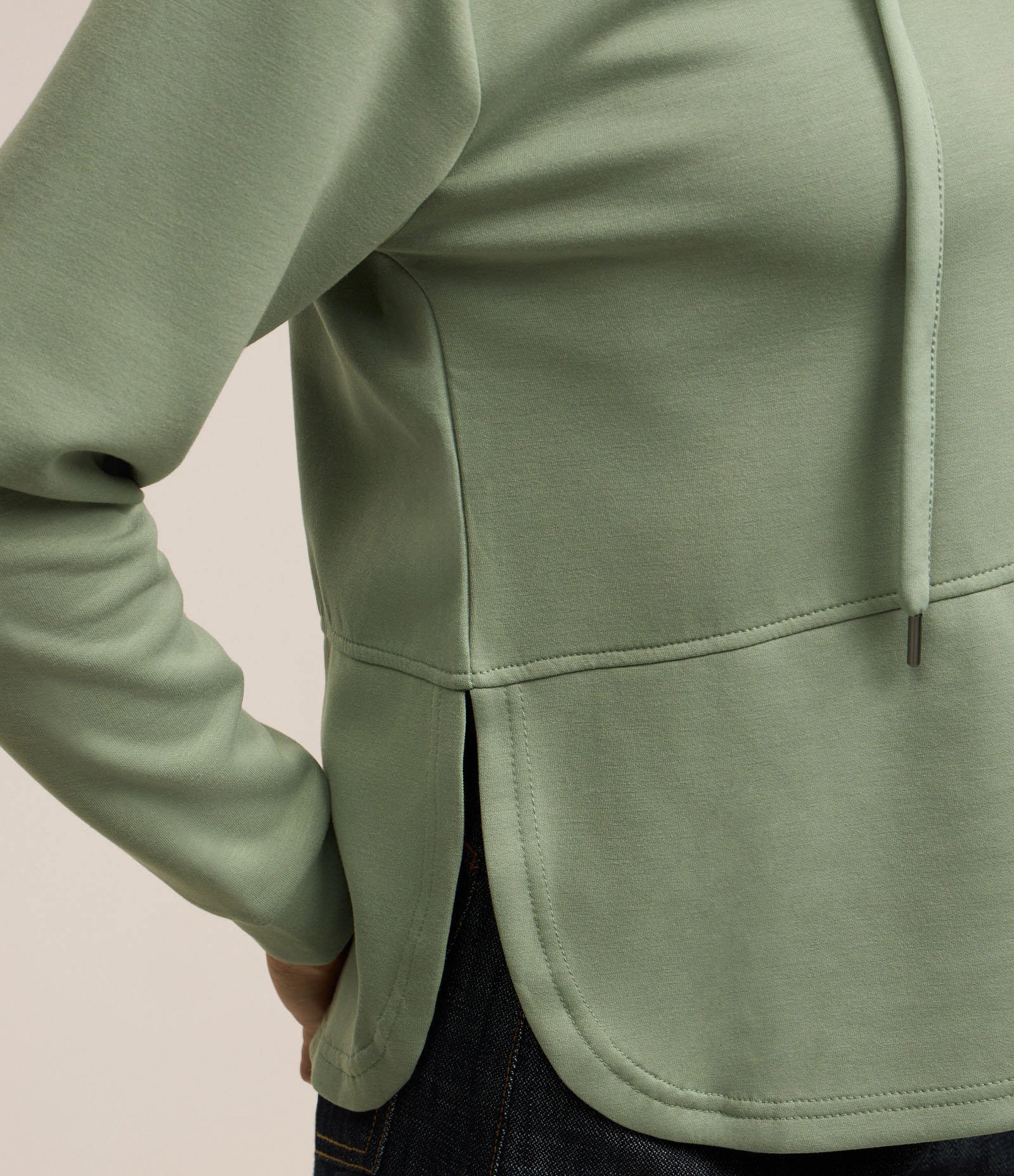 Blusa em Moletom com Capuz Ajustável e Abertura por Zíper Verde 6