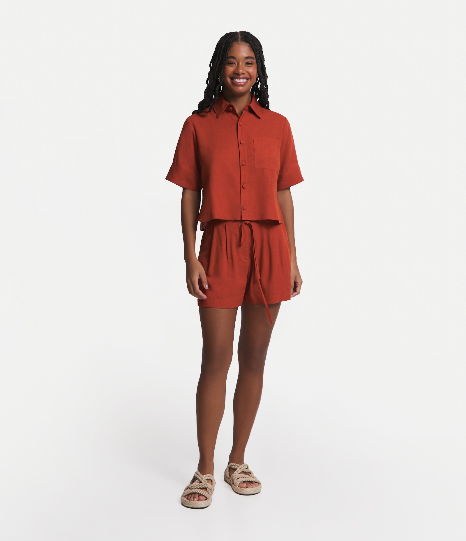 Camisa Curta em Linho com Barra Arredondada Vermelho Telha 2