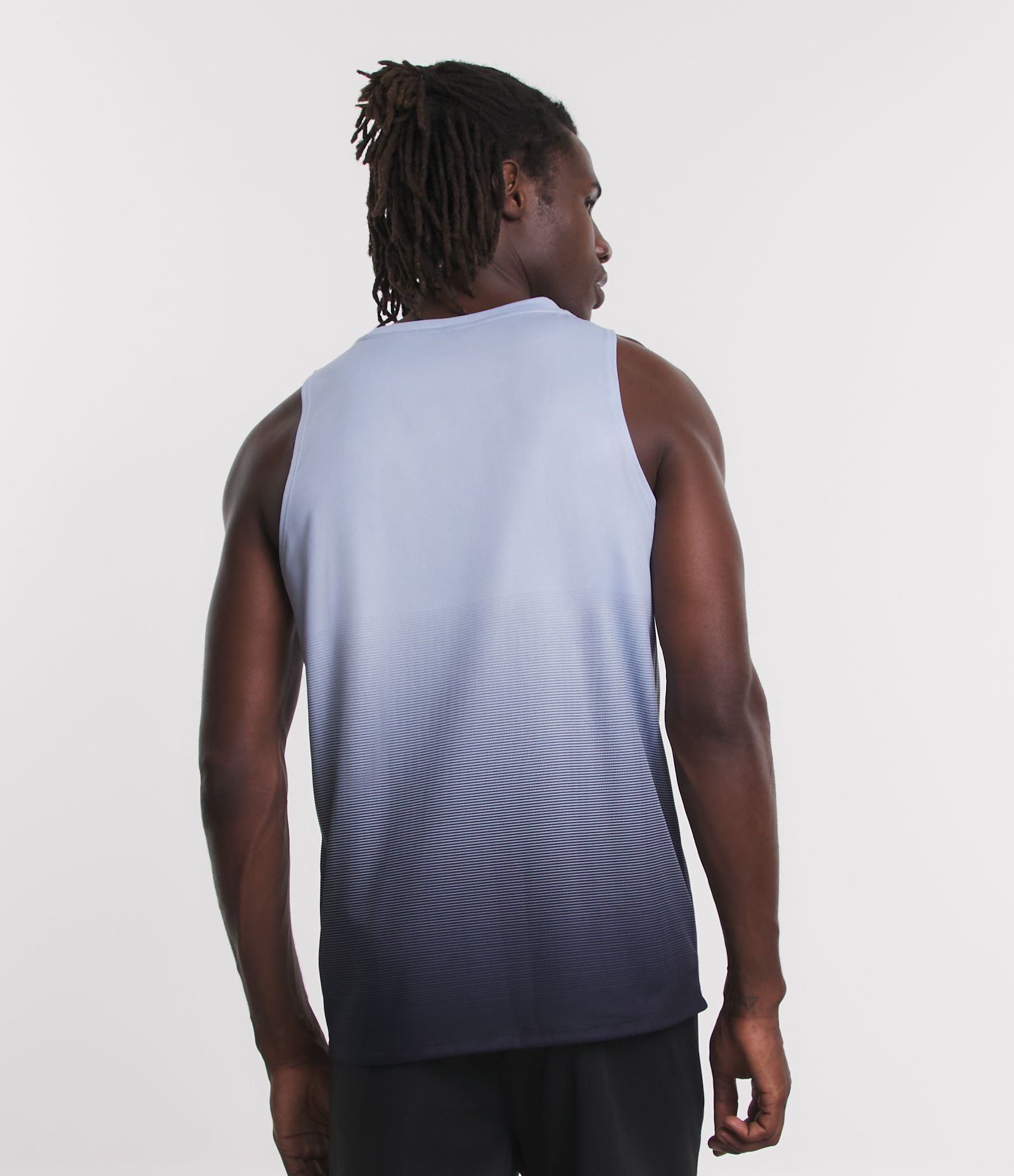 Regata Esportiva em Degrade com Tecnologia Dry Azul 4
