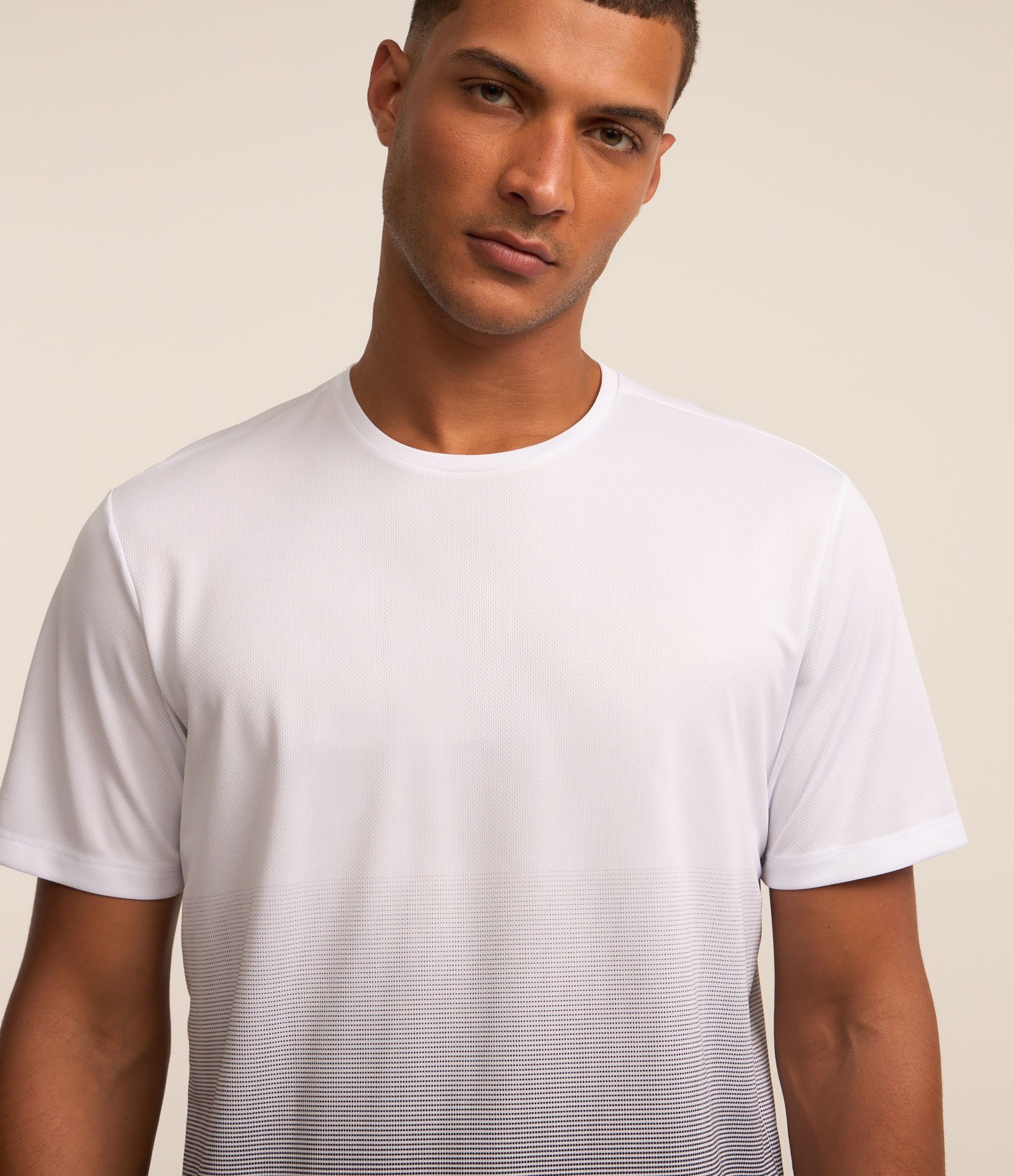 Camiseta Esportiva Degrade Sublimada Branco 3