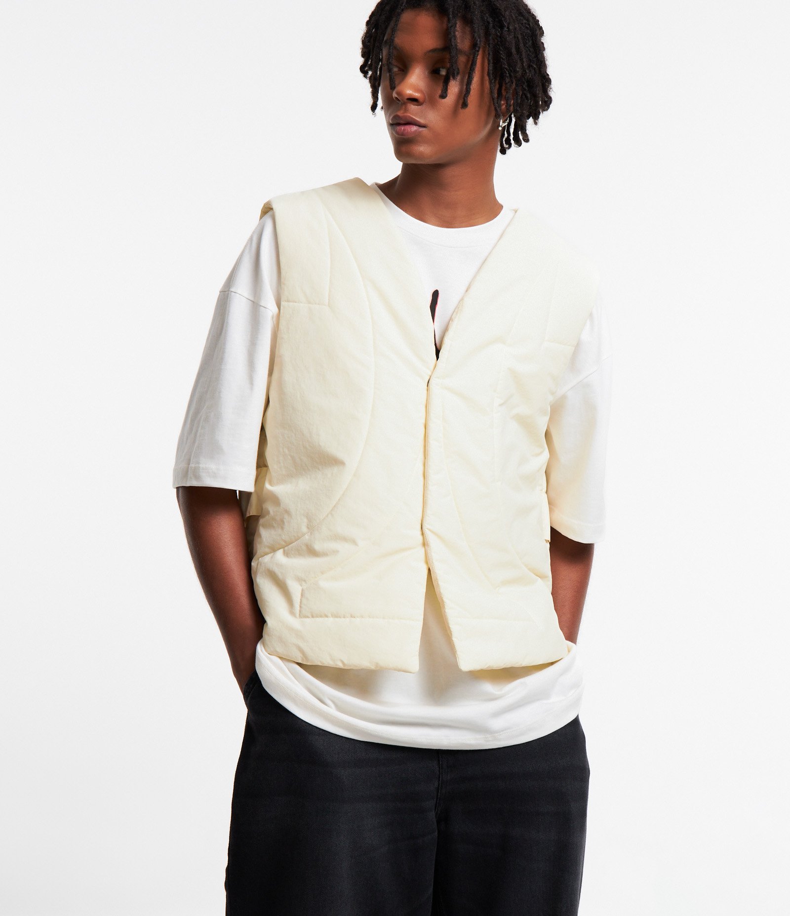 Colete Puffer em Poliamida com Tira Lateral Bege 5