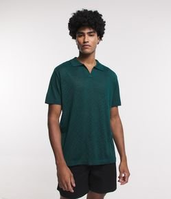 Camiseta Boxy em Tricô e Gola Polo