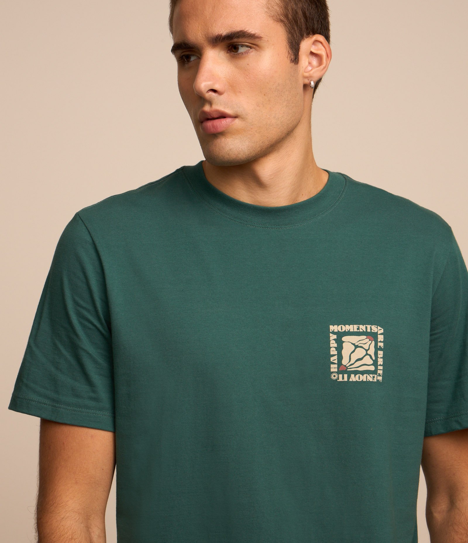 Camiseta Comfort em Algodão com Estampa Lettering Verde 4