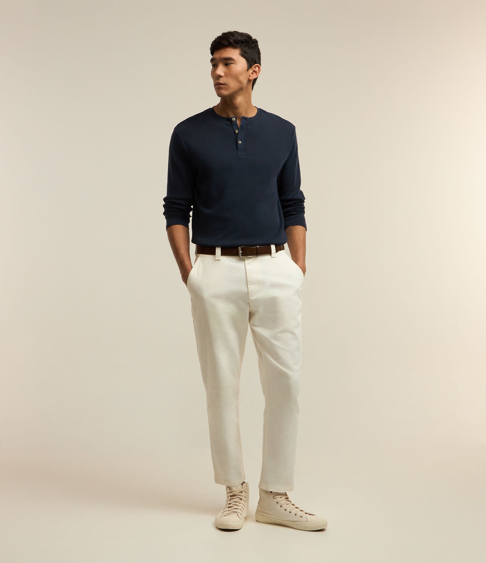 Camiseta Texturizada em Algodão com Botões na Gola Azul Marinho 2