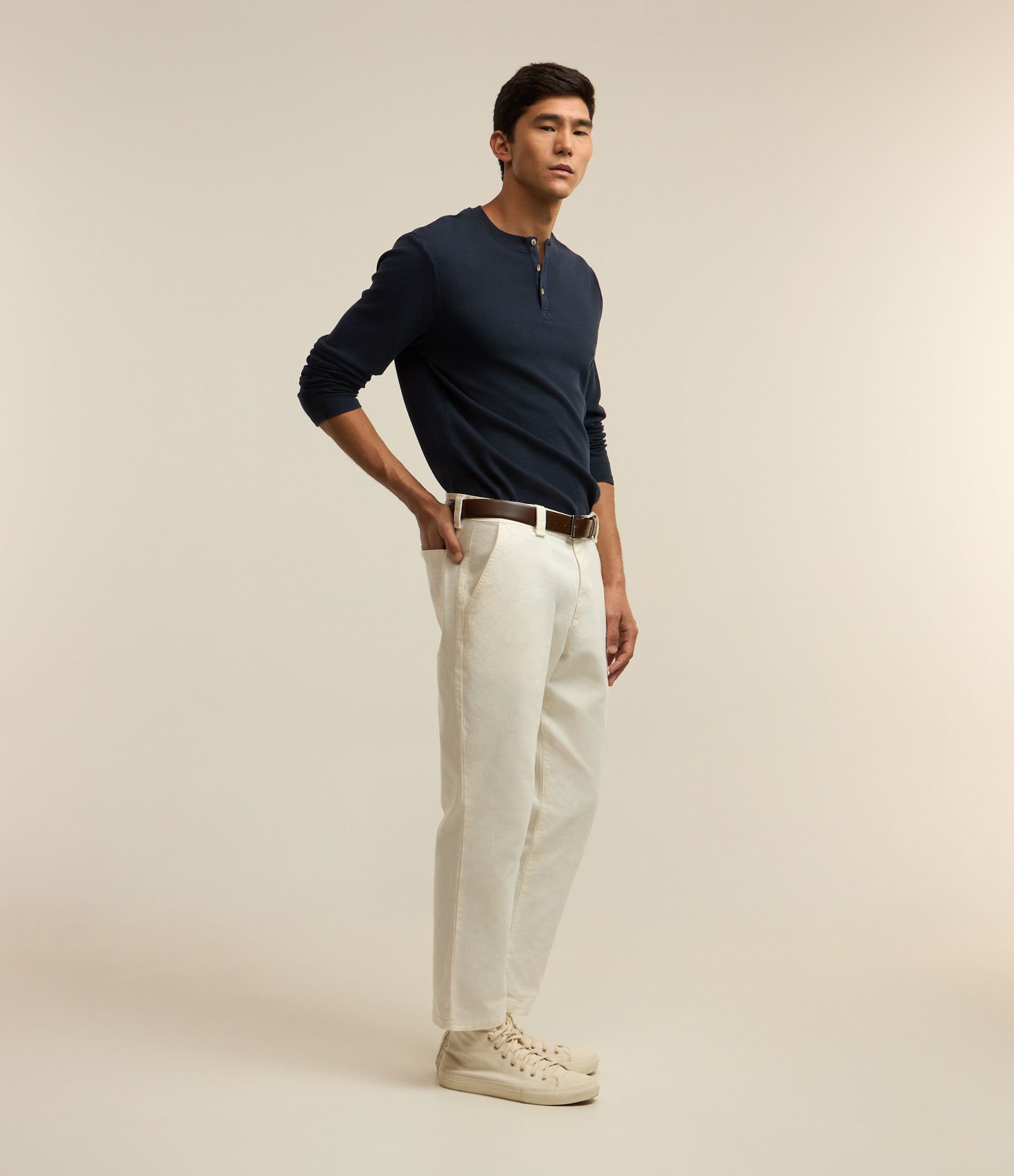 Camiseta Texturizada em Algodão com Botões na Gola Azul Marinho 4