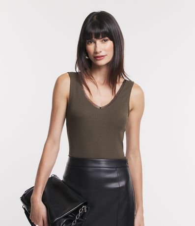 Blusa em Viscose com Decote V e Textura Canelada Menor preço em Blusa em Viscose com Decote V e Textura Canelada