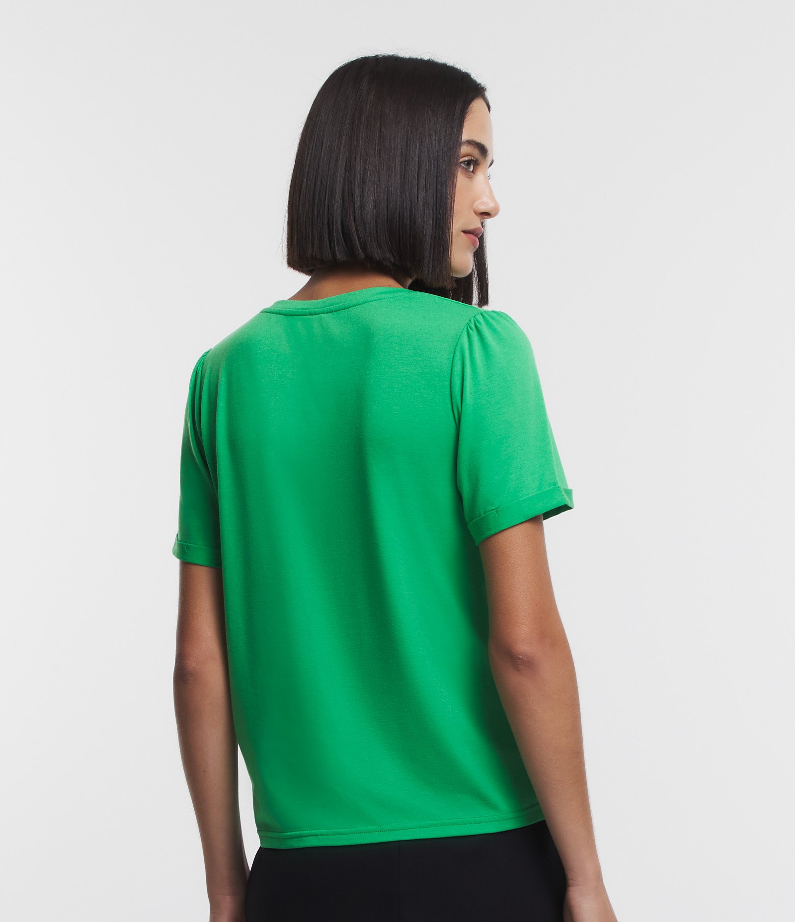 Blusa Manga Curta em Viscolycra com Brilhos Aplicados Verde 5