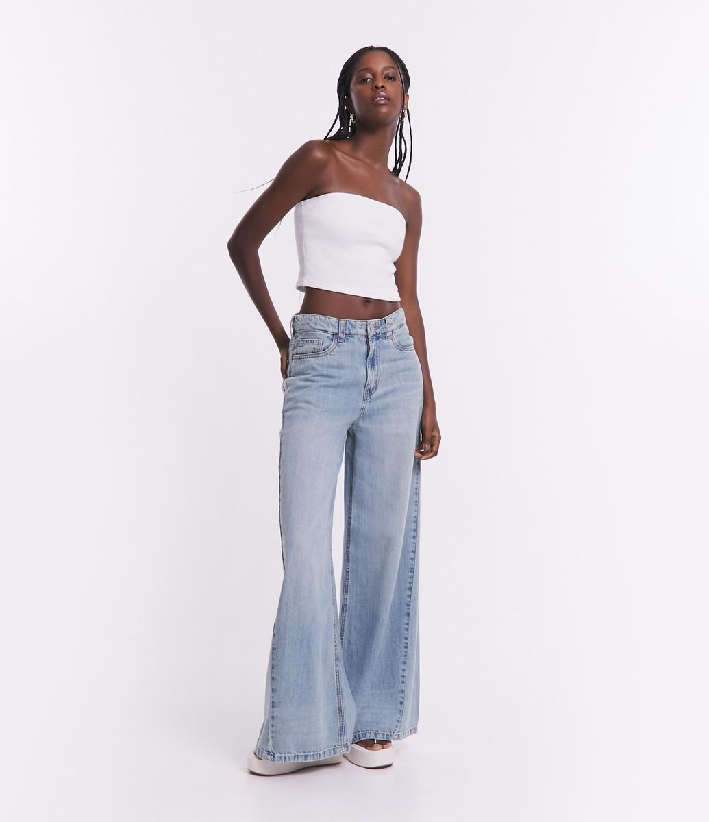 Calça Wide Leg em Jeans com Recorte Lateral Azul