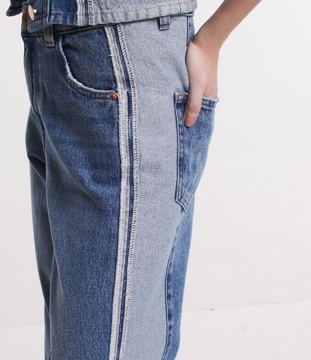 Calça Reta em Jeans com Recortes Bicolor Azul 6