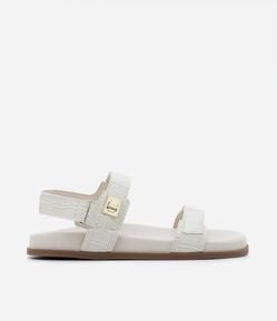 Sandália Rasteirinha com Tiras Croco e Detalhe Metálico