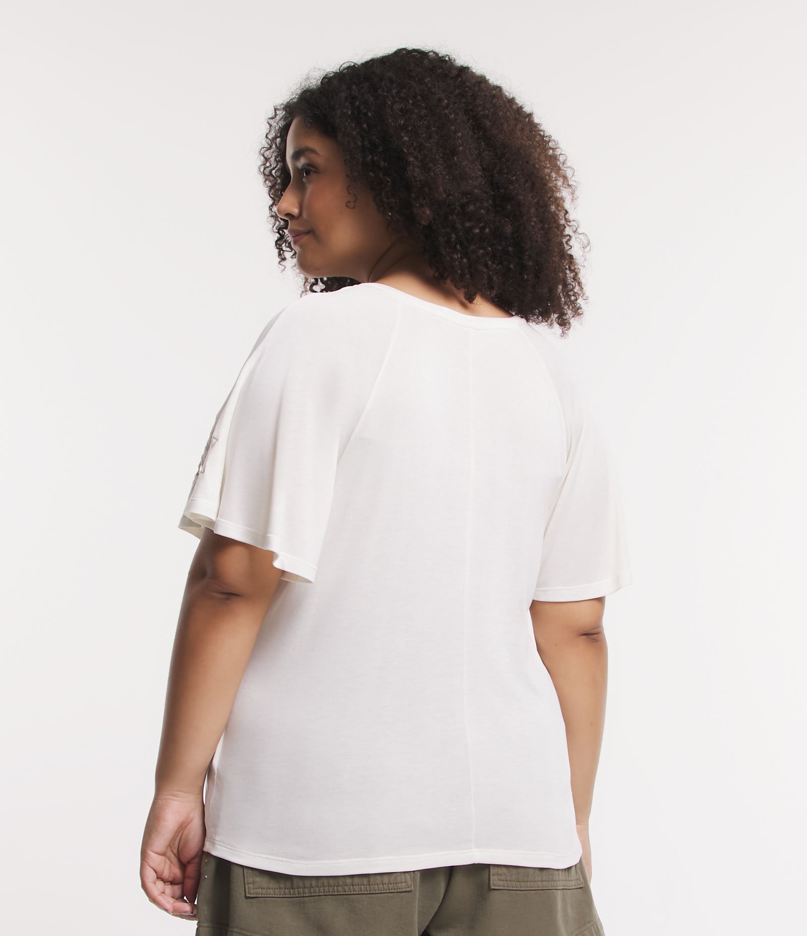 Blusa em Tricô com Flor Bordada na Manga Ampla Curve & Plus Size Off White 3