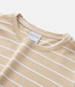 Camiseta Infantil Manga Longa com Estampa Listrada - Tam 5 a 14 anos