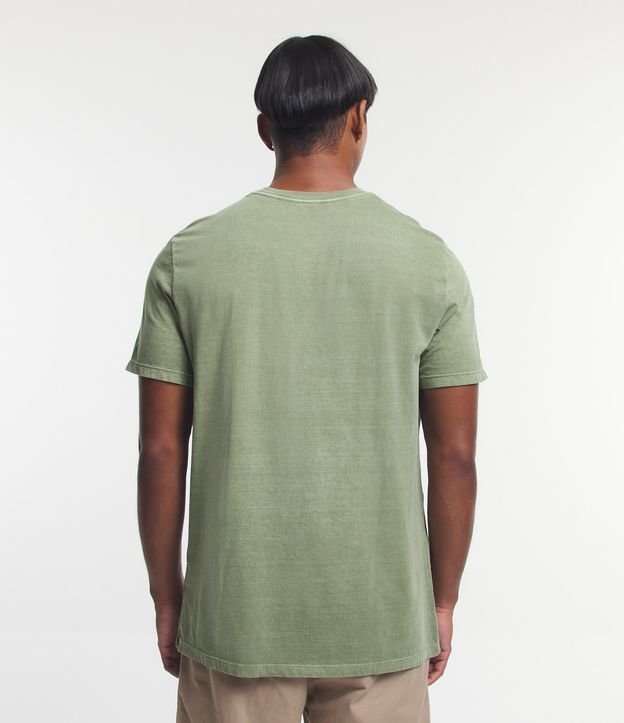 Camiseta Comfort em Meia Malha com Letras Minimal Verde 3
