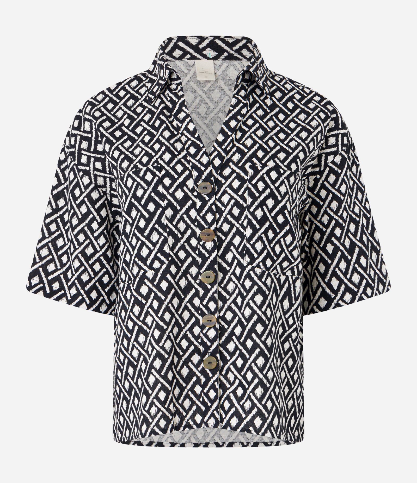 Camisa em Viscolinho com Estampa Geométrica com Botões Frontais Preto 5