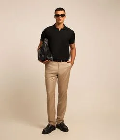 Calça Social Slim em Poliviscose com Bolsos