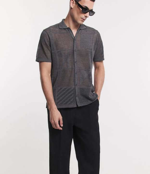 Camisa Slim em Tricô com Textura Geométrica Cinza 6