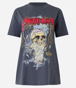 Camiseta Alongada em Meia Malha com Estampa Banda Metallica