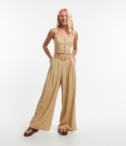 Calça Pantalona em Viscolinho com Cinto e Pregas