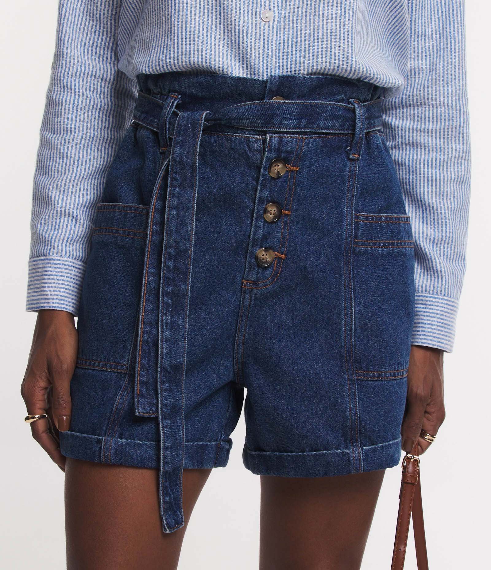 Bermuda Jeans com Cinto e Barra Dobrada Azul Escuro 3