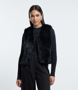 Colete Curto de Pelos Artificiais e com Forro