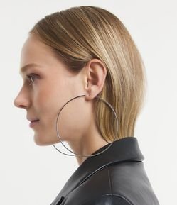 Brinco Argola Inteira Grande em Metal