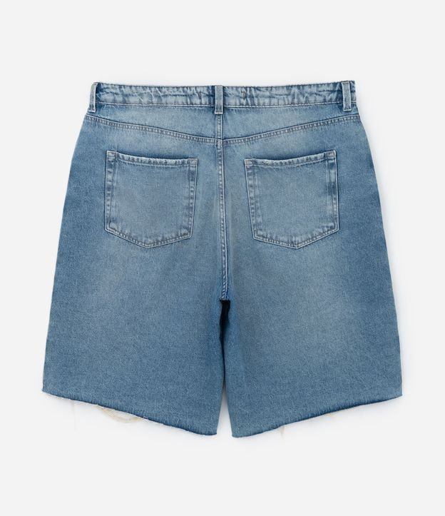 Bermuda Jeans com Lavagem Dirty e Barra Rasgada Curve & Plus Size Azul 8