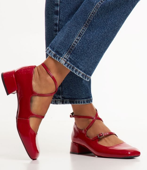 Sapato Boneca Envernizado com Tiras e Fivelas Vermelho 2
