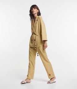 Calça Wide Leg com Cós Elástico nas Costas e Detalhe na Barra