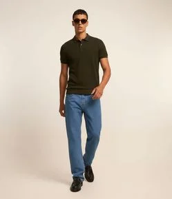 Polo Regular com Textura de Listras e Frisos Contrastantes