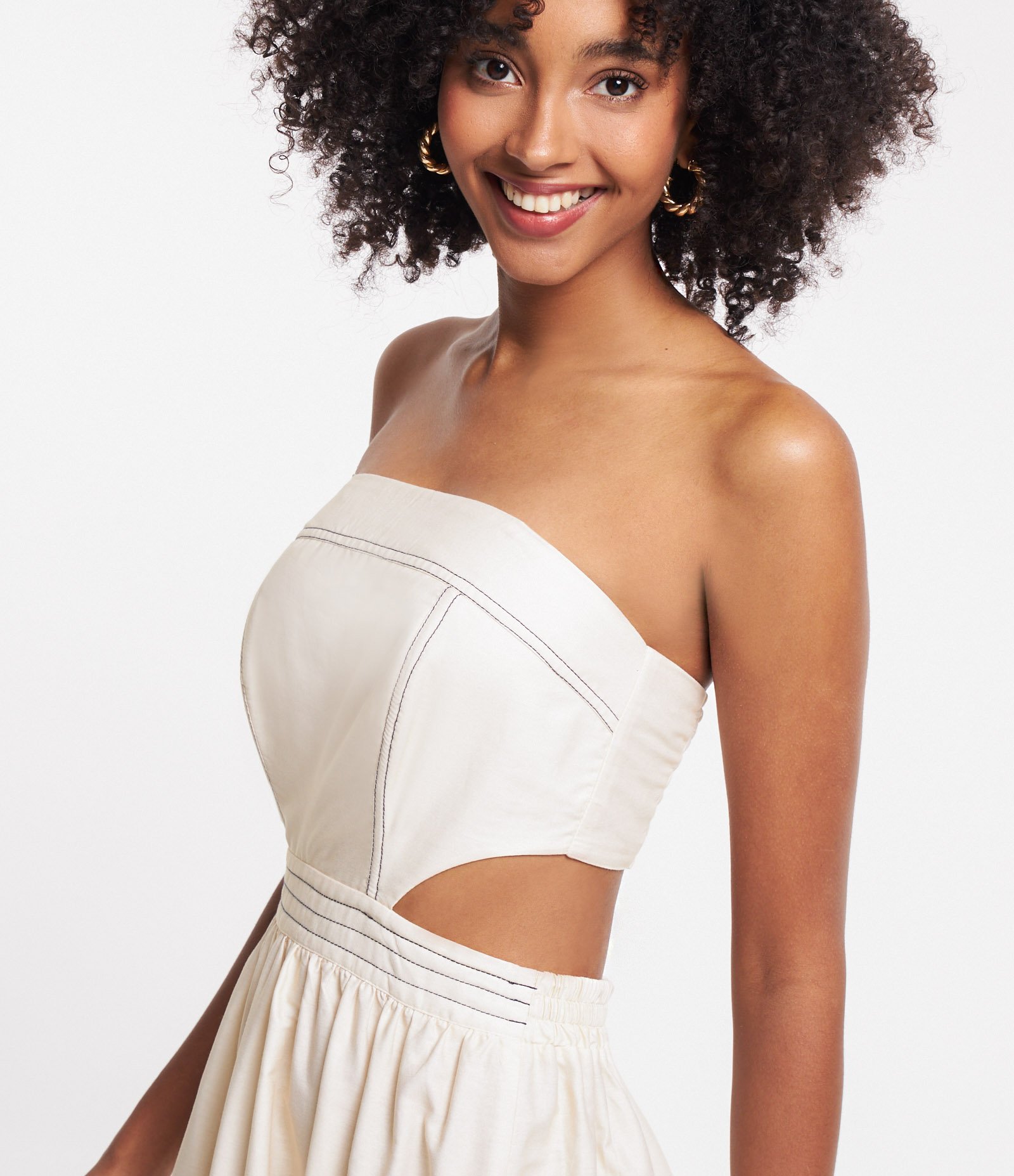 Vestido New Midi em Tricoline Tomara que Caia e com Estampa Tucanos Bege Creme 4