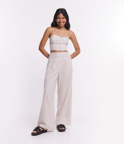 Calça Reta em Linho com Pregas e Bolso Faca