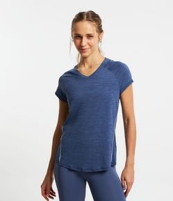 Camiseta Raglan Esportiva em Poliamida com Viés Contrastante