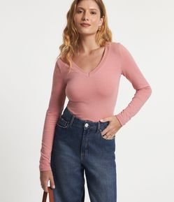 Blusa Básica em Meia Malha com Decote V
