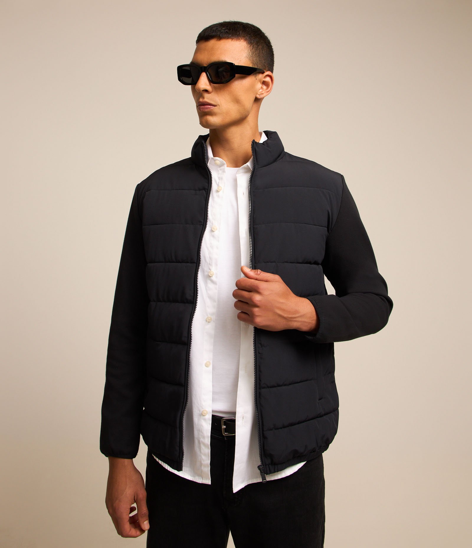 Jaqueta em Tricoline Ultraleve com Gola Alta 1