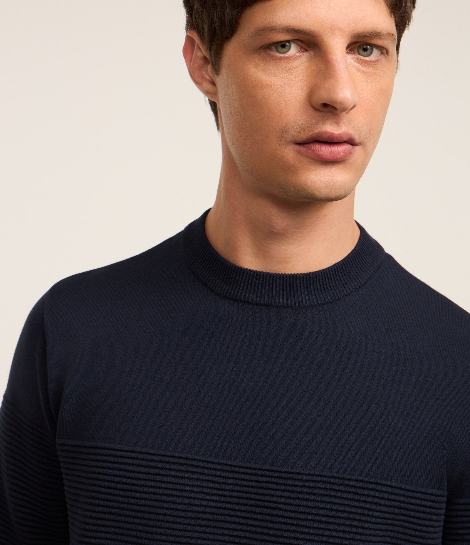 Suéter em Tricô com Textura em Nervuras Azul Escuro 4