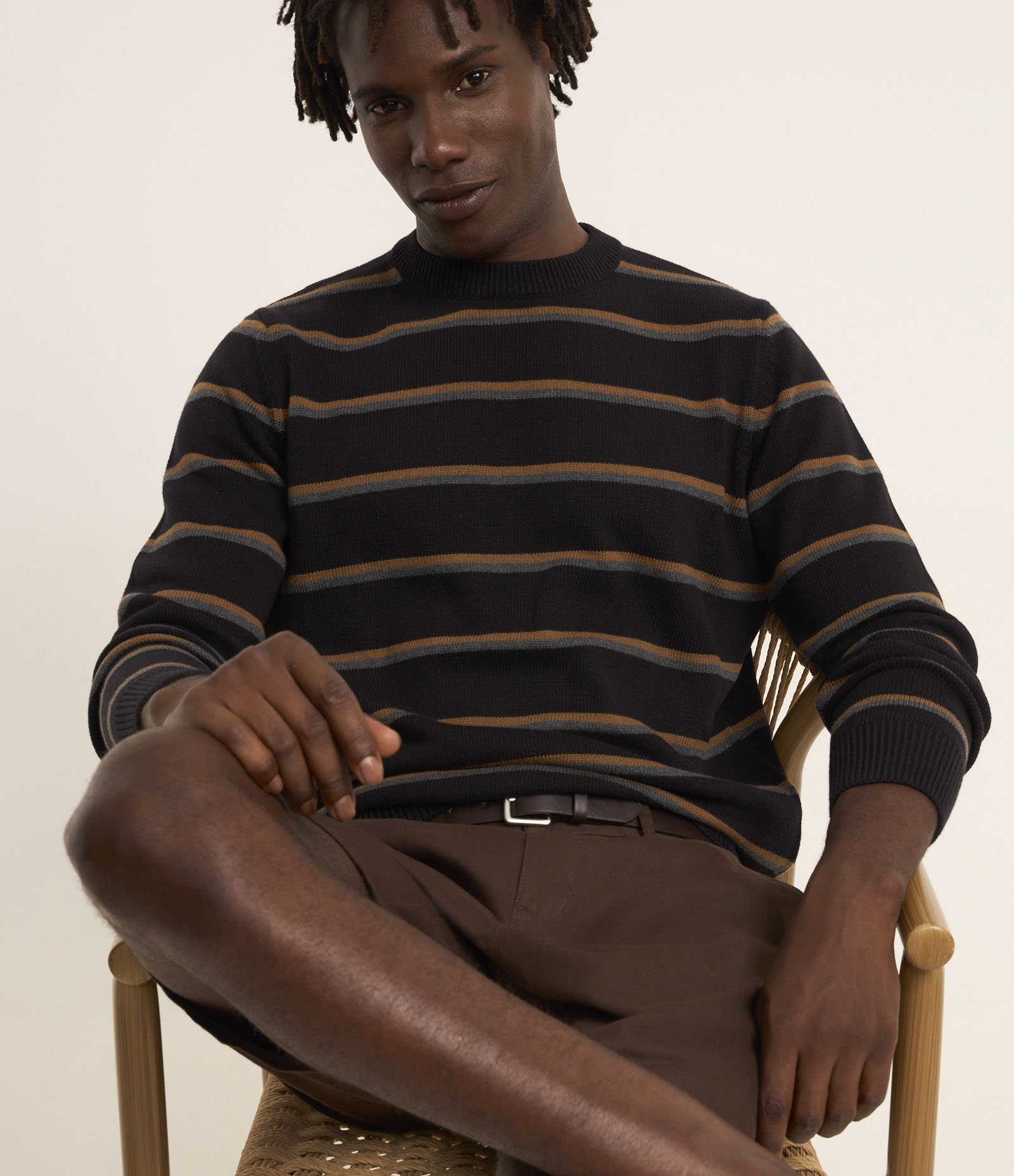 Suéter em Tricô Listrado e Detalhes Canelados Preto/Marrom/Cinza 1