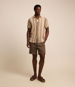 Bermuda em Alfaiataria e Cós com Passantes