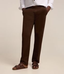 Calça Sarja com Cós Elástico e Textura Espinha de Peixe