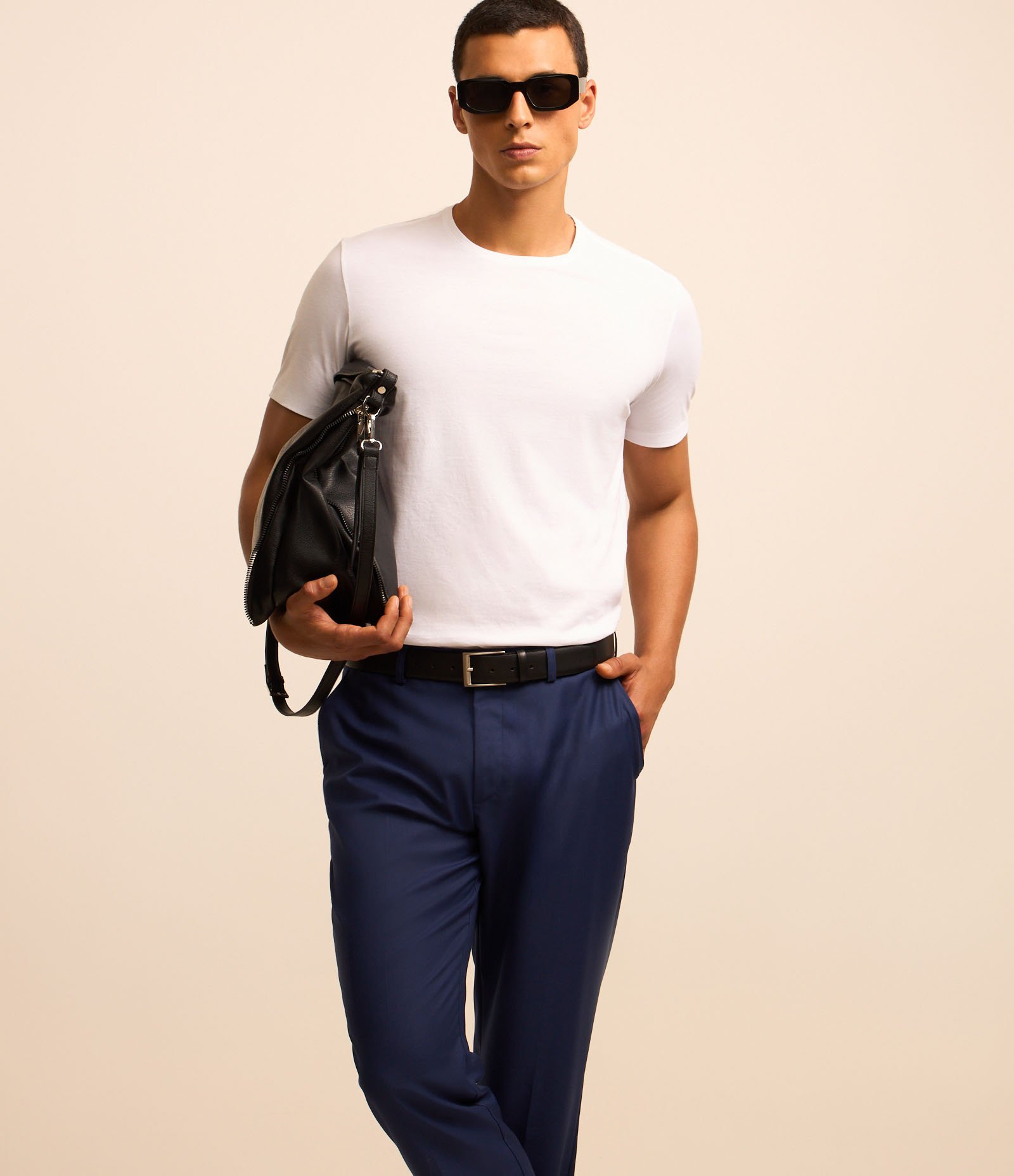 Calça Social em Tricoline com Cós Passante Azul 2