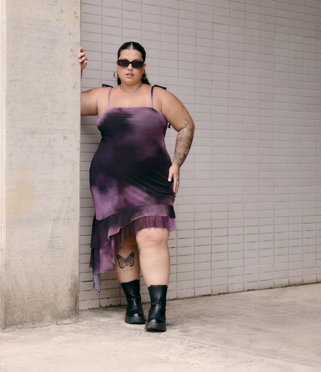 Vestido Curto em Tule com Barra Assimétrica e Estampa Manchas Curve & Plus Size