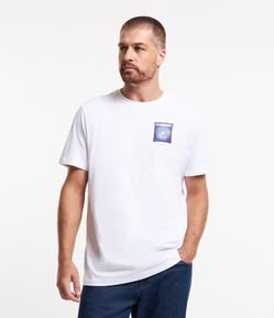 Camiseta Manga Curta em Algodão com Amplificadores Estampados