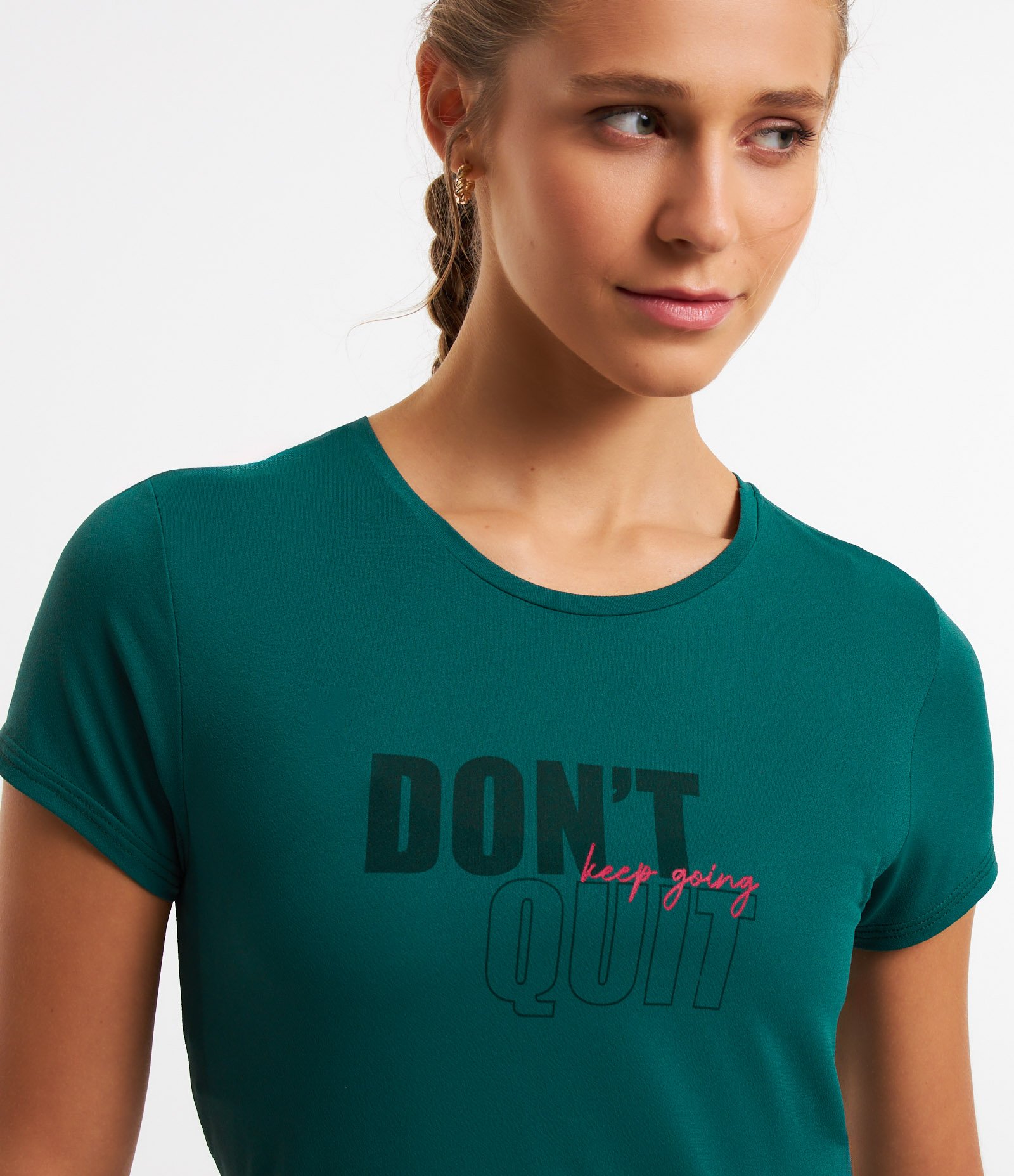 Camiseta Esportiva em Poliamida com Lettering Don't Quit Keep Going Verde 4