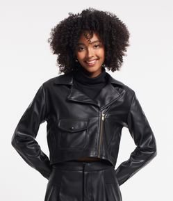 Jaqueta Curta em Pu com Bolso Frontal e Zíper Contrastante