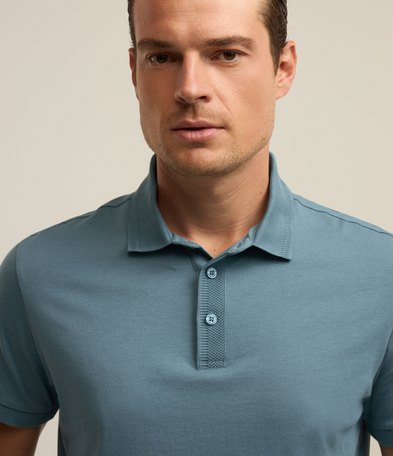 Polo Regular em Algodão Peruano com Detalhes Texturizados 4