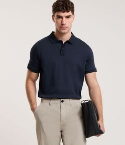 Camisa Polo com Textura Canelada