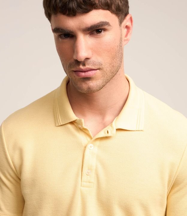 Polo em Algodão com Textura Pique