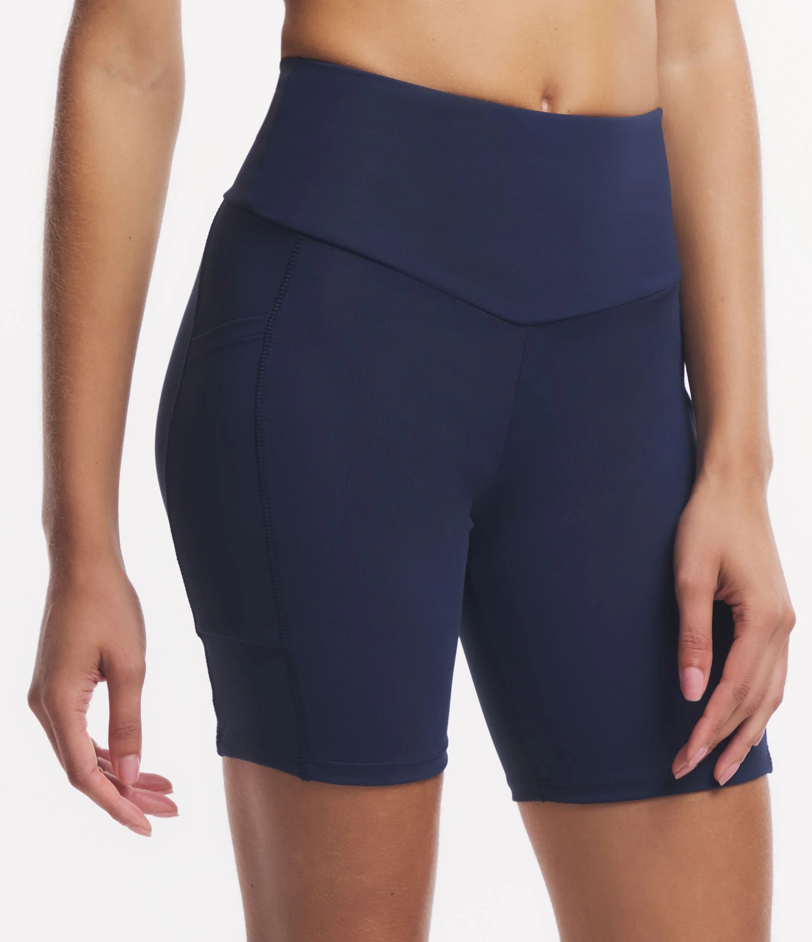 Bermuda Esportiva em Poliamida com Cós Largo 2